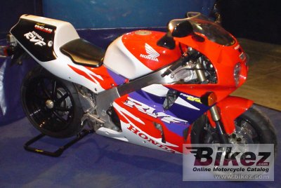 1996 Honda RVF - RC 45 photo